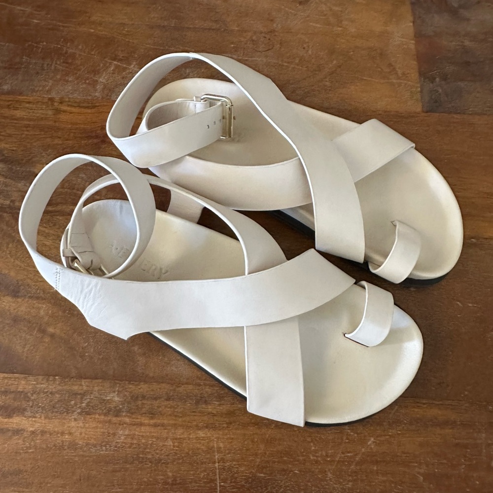 A. Emery Women's off White Leather Crisscross Ankle Strap Sandals size 39